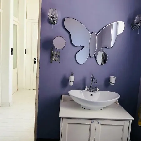Central Art-deco Flat With Side-sea Views Apartment Sliema