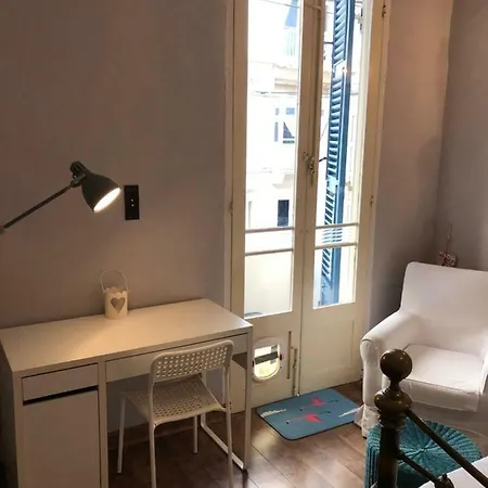 Central Art-deco Flat With Side-sea Views Apartment Sliema